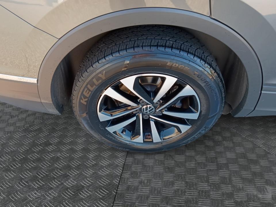 2022 Volkswagen Tiguan S