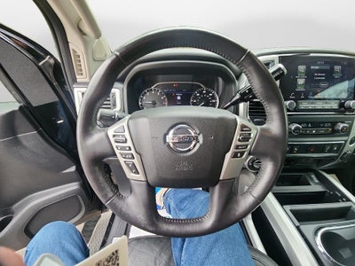 2020 Nissan TITAN SL