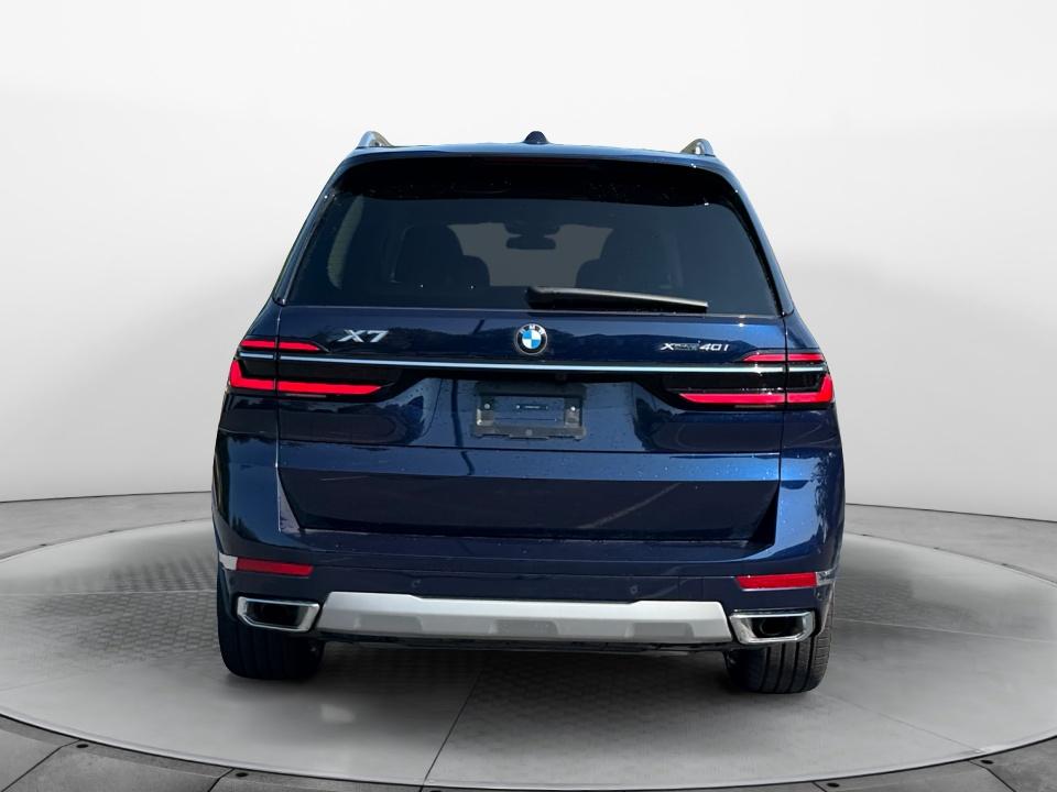 2026 BMW X7 xDrive40i