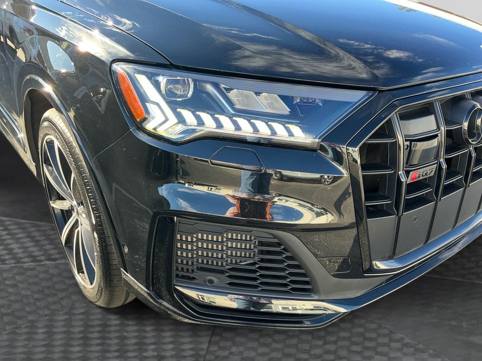 2023 Audi SQ7 Prestige