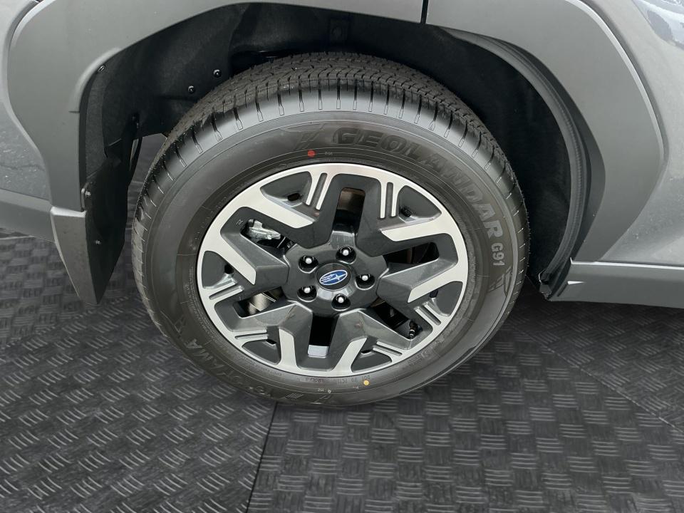 2026 Subaru Forester Standard Model