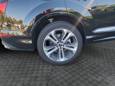 2024 Audi Q7 Premium Plus