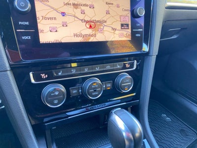 2018 Volkswagen Golf R 2.0T w/DCC & Navigation
