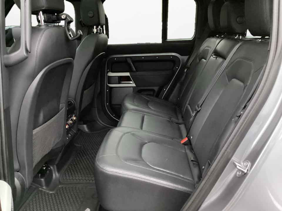 2023 Land Rover Defender S