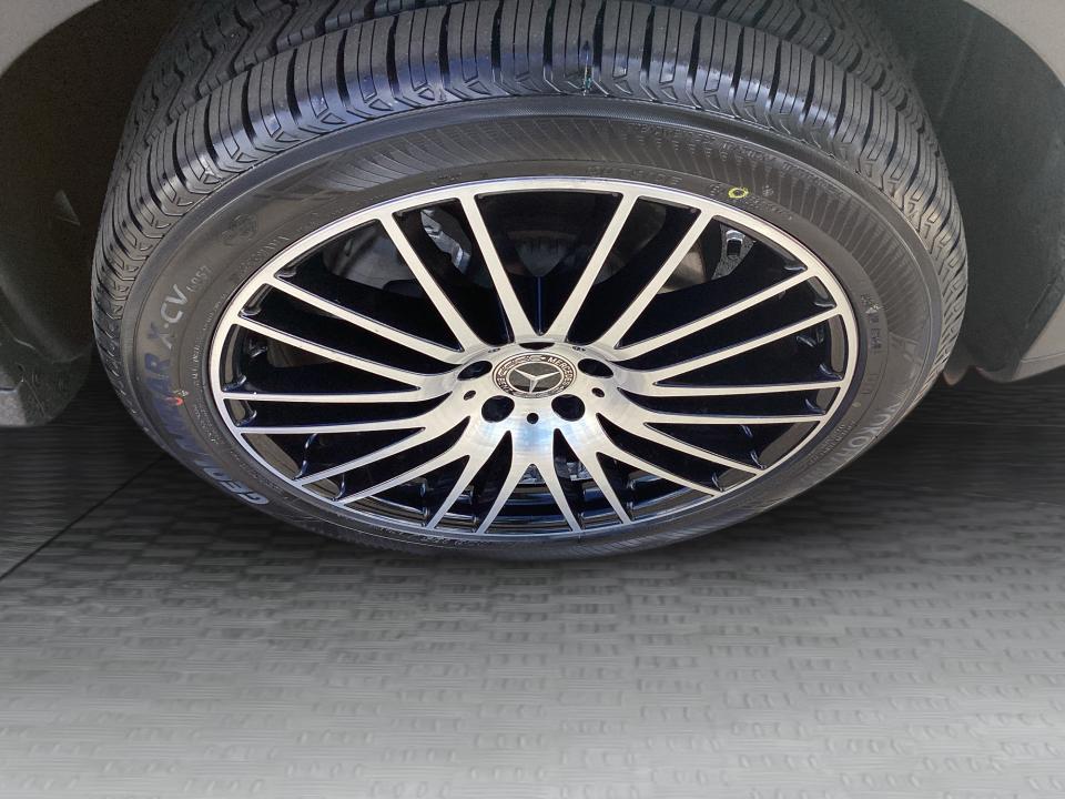 2025 Mercedes-Benz GLC 300 GLC 300