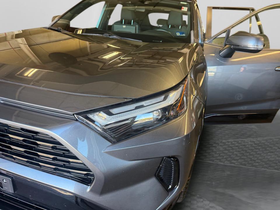 2022 Toyota RAV4 Hybrid Hybrid SE