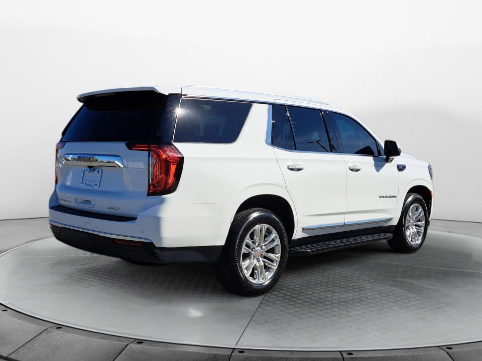 2023 GMC Yukon SLT