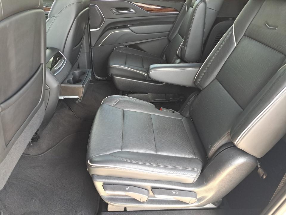 2022 Cadillac Escalade ESV Premium Luxury