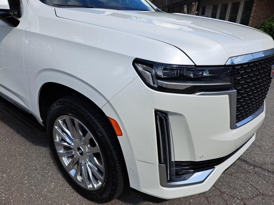 2022 Cadillac Escalade ESV Premium Luxury