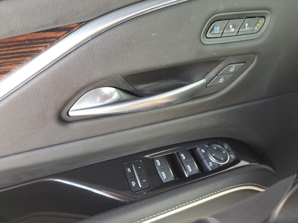 2022 Cadillac Escalade ESV Premium Luxury