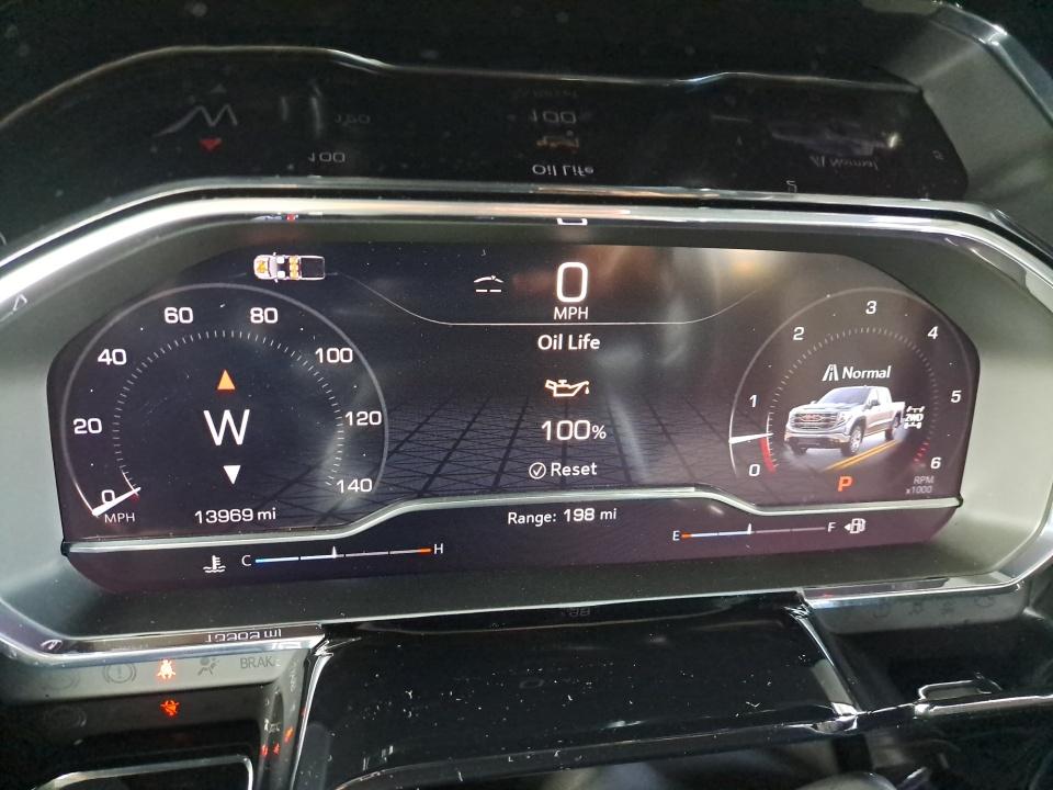 2025 GMC Sierra 1500 SLT