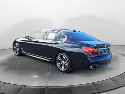 2016 BMW 750i 750i