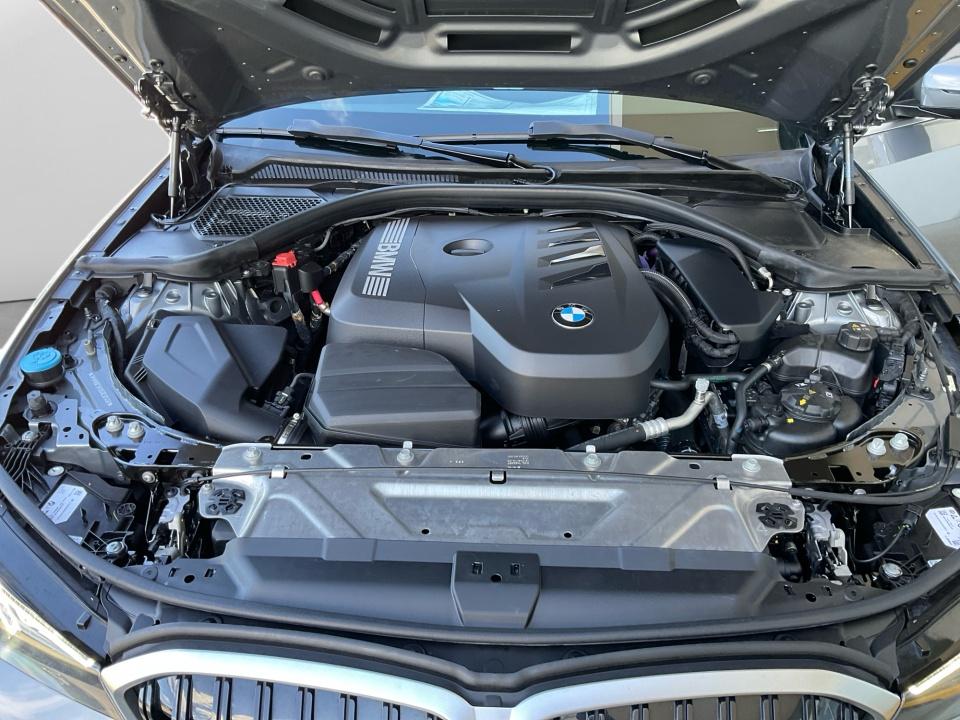 2025 BMW 330i 330i xDrive
