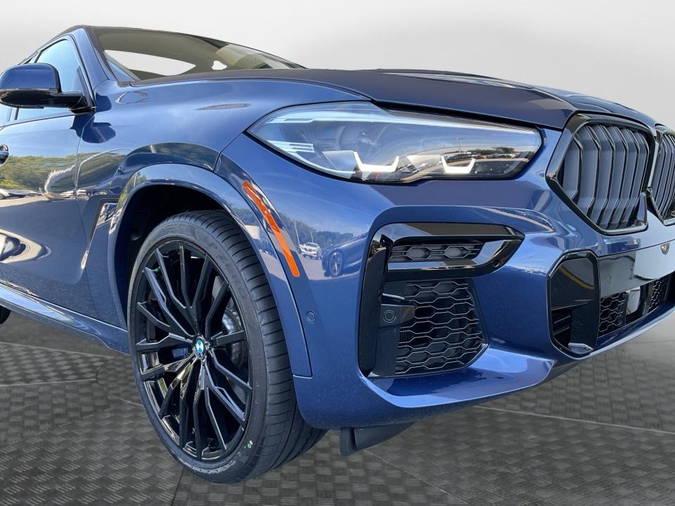 2023 BMW X6 xDrive40i