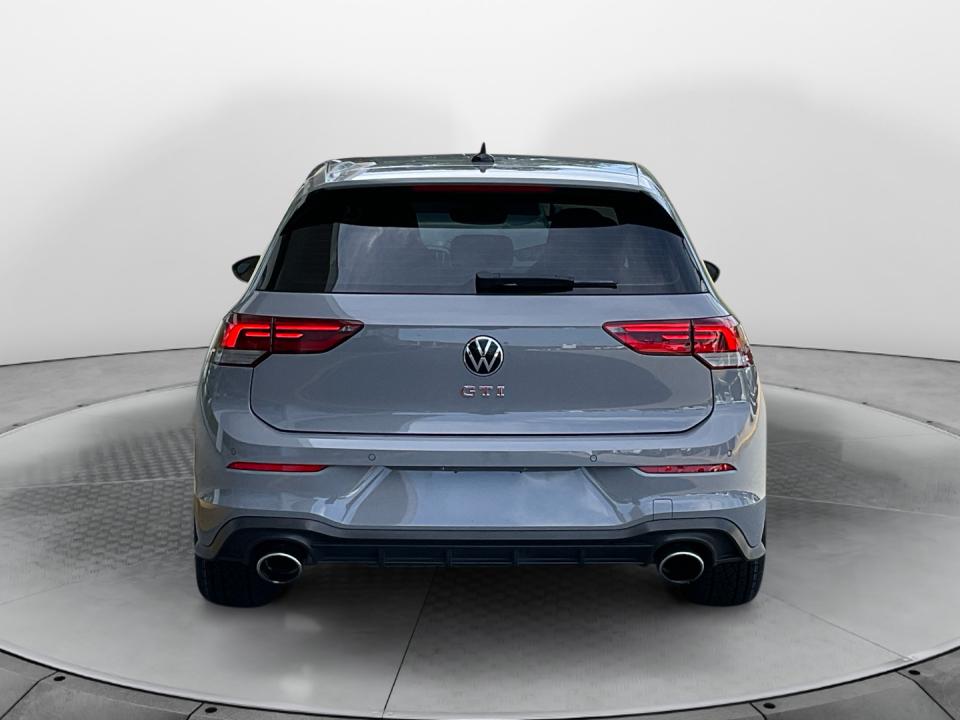 2023 Volkswagen Golf GTI SE