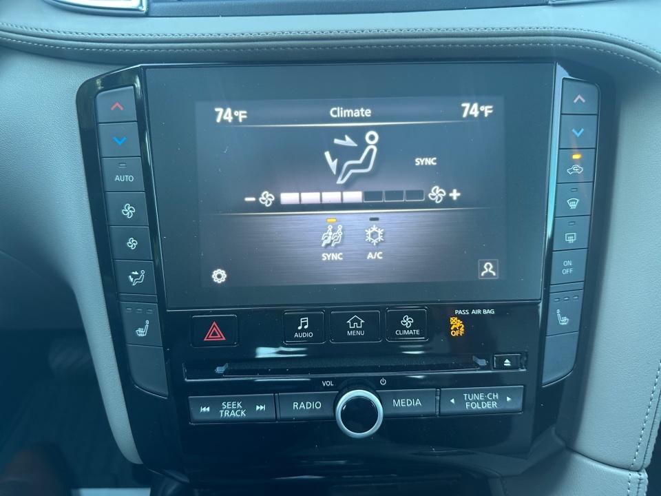 2025 INFINITI QX50 LUXE