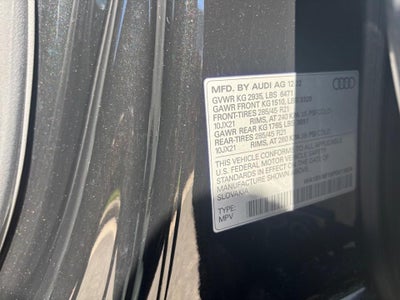 2023 Audi Q8 Premium Plus 55 TFSI quattro Tiptronic