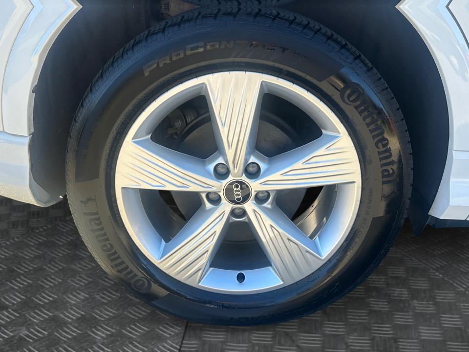 2022 Audi Q4 e-tron Premium Plus