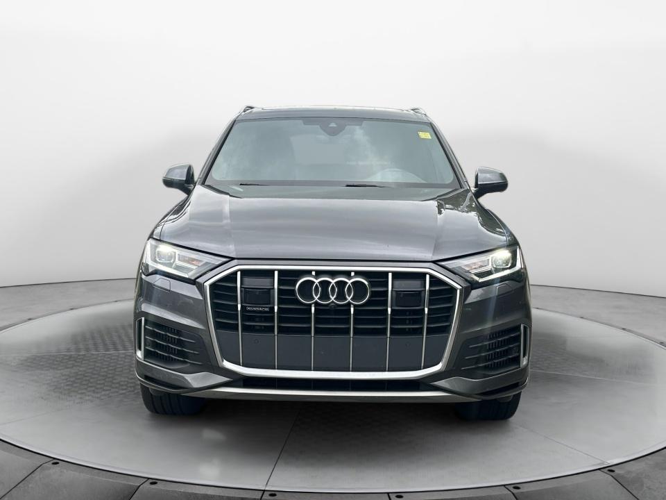 2022 Audi Q7 Premium Plus