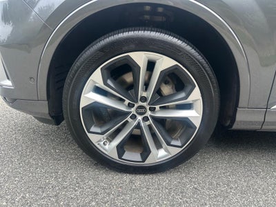2022 Audi Q7 Premium Plus