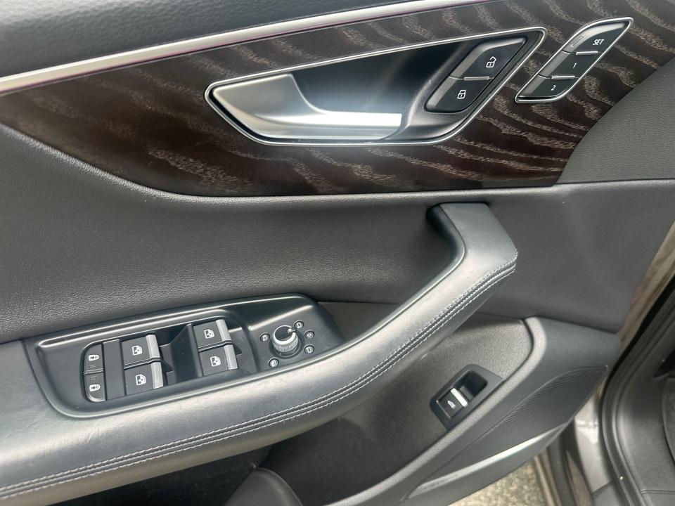 2022 Audi Q7 Premium Plus