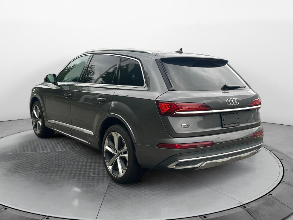 2022 Audi Q7 Premium Plus