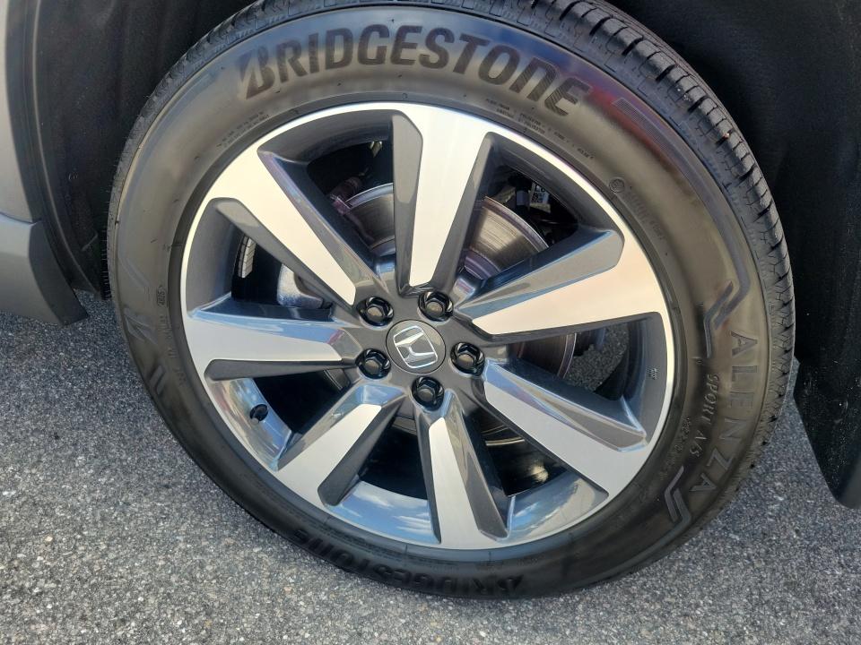 2025 Honda Pilot Touring