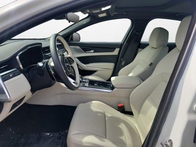 2024 Jaguar XF R-Dynamic SE