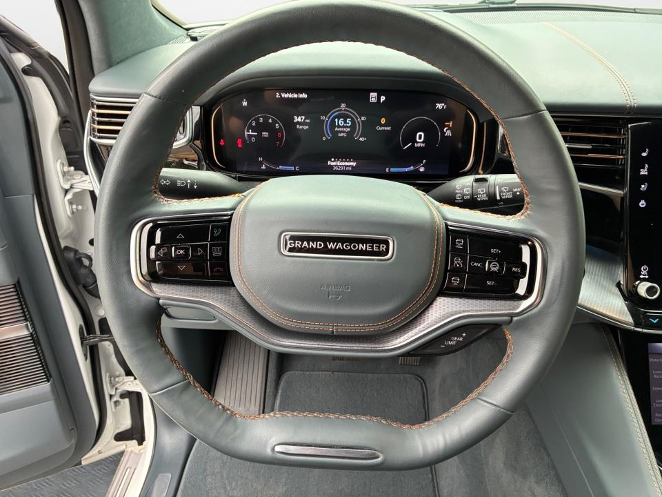 2023 Jeep Grand Wagoneer L Series III