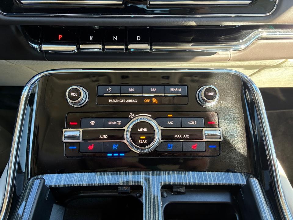 2023 Lincoln Navigator Black Label