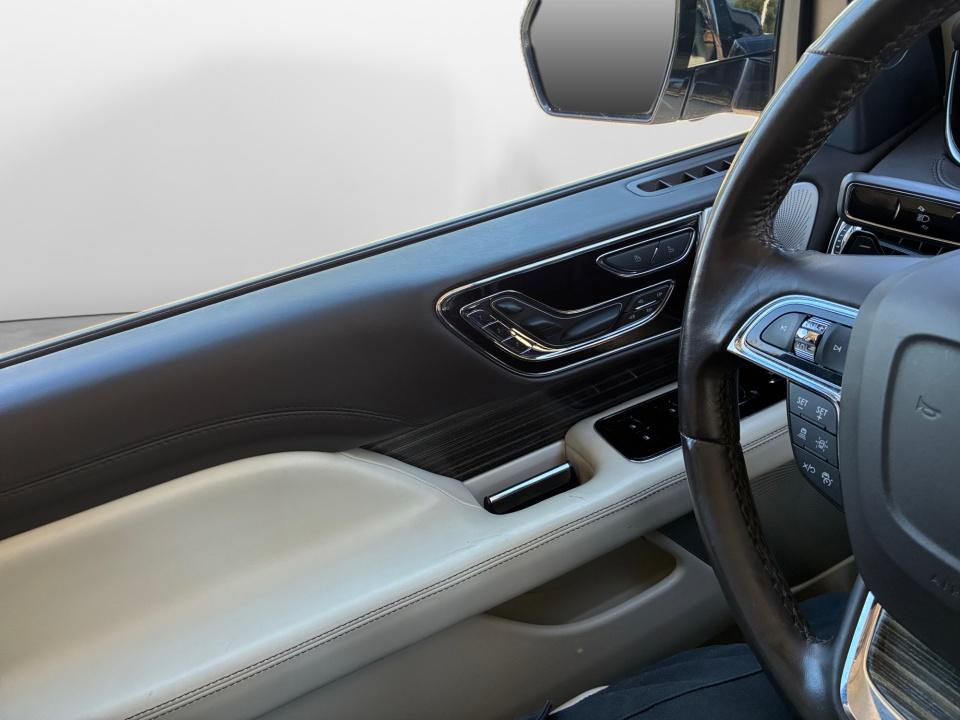 2023 Lincoln Navigator Black Label