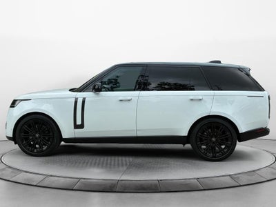 2022 Land Rover New Range Rover SE