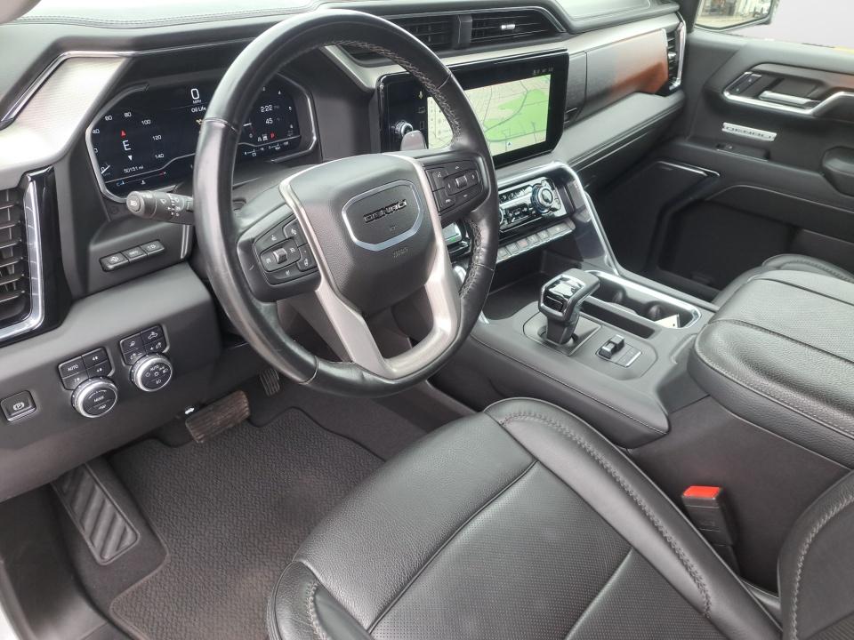 2024 GMC Sierra 1500 4WD Crew Cab Short Box Denali