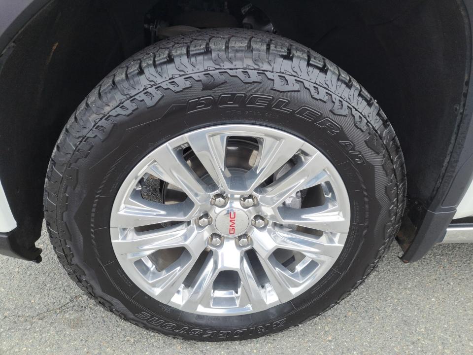 2024 GMC Sierra 1500 4WD Crew Cab Short Box Denali