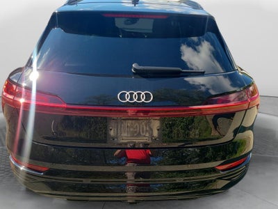 2024 Audi Q8 e-tron Premium